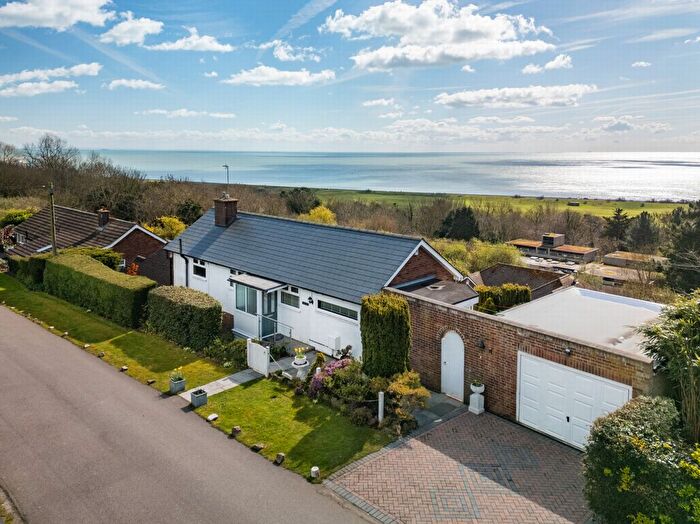 4 Bedroom Detached House For Sale In Cliff Road, Hythe, CT21