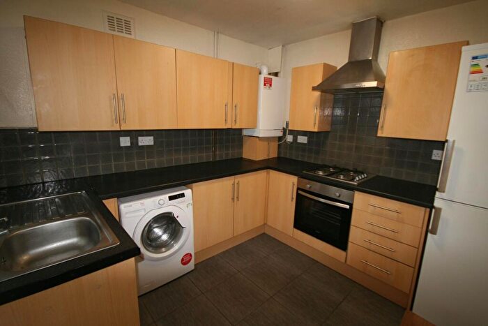 4 Bedroom House To Rent In Edinburgh Road, Liverpool, L7