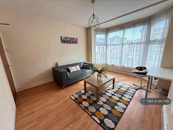 1 Bedroom Flat To Rent In Cyprus Road, Leicester, LE2