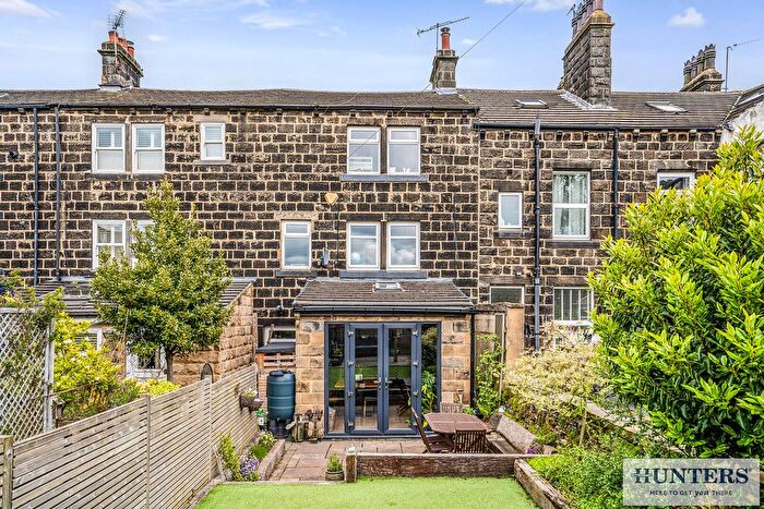 5 Bedroom Terraced House For Sale In High Street, Yeadon, Leeds, LS19