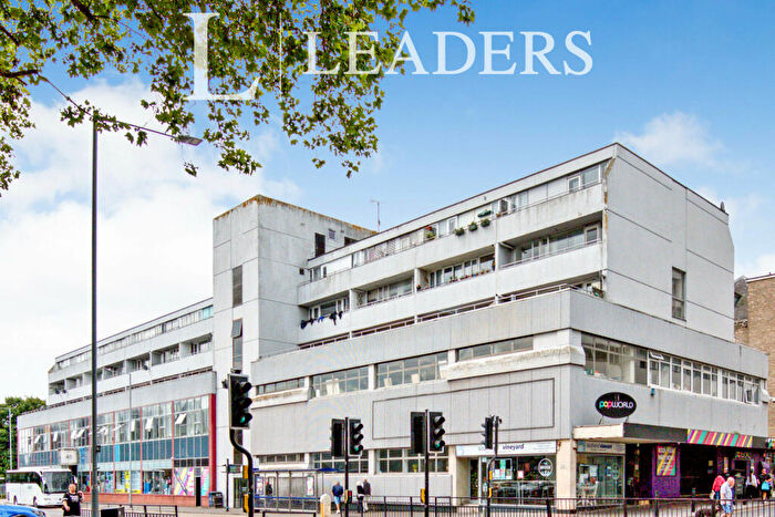 Studio To Rent In Tolhurst House, Chichester Road, SS1