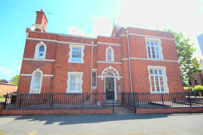 1 Bedroom Flat To Rent In St. Marys Road, Leamington Spa CV31