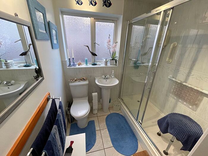 2 Bedroom Bungalow For Sale In Broctone Drive, Broughton Astley, Leicester, LE9