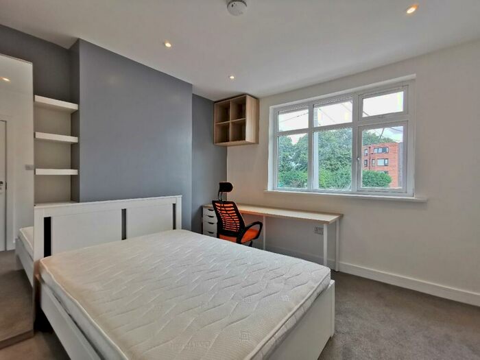 6 Bedroom House To Rent In Lower Road, Beeston, Nottingham, Nottinghamshire, NG9
