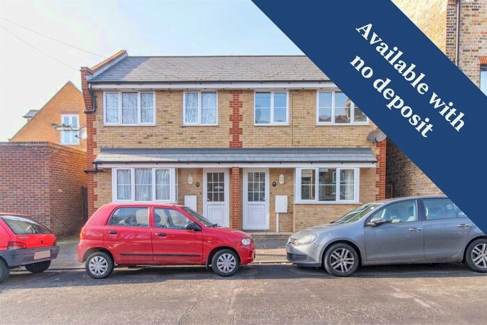 2 Bedroom Property To Rent In Arnold Road, Margate, CT9