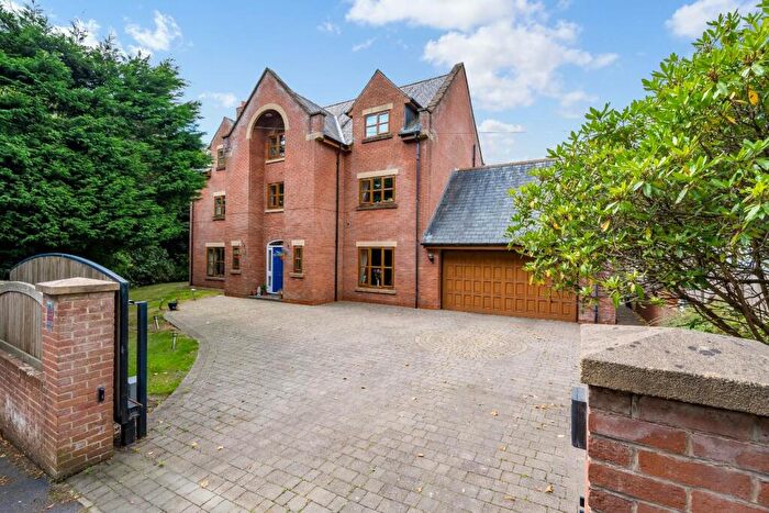 6 Bedroom Detached House For Sale In Towncroft Lane, Heaton, Bolton, BL1