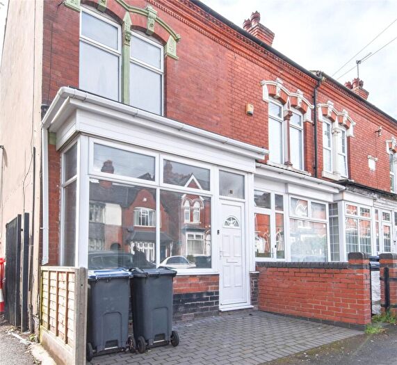 3 Bedroom Terraced House To Rent In Grange Road, Kings Heath, Birmingham, West Midlands, B14