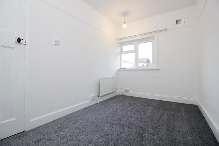3 Bedroom Terraced House To Rent In Blackthorn Road, Southampton, SO19