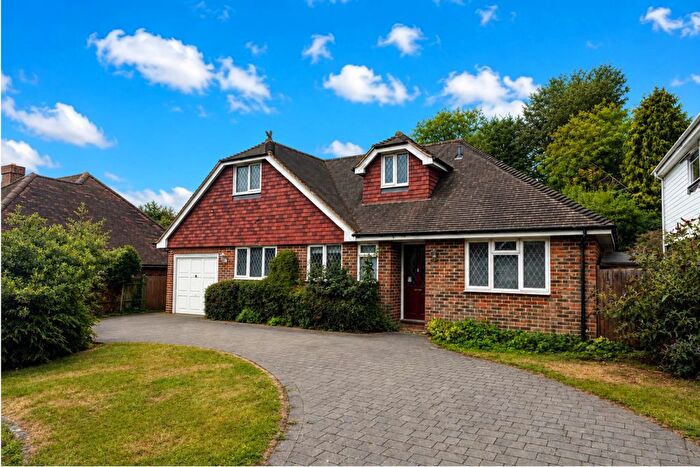 3 Bedroom Detached House For Sale In Peakdean Lane, East Dean, BN20