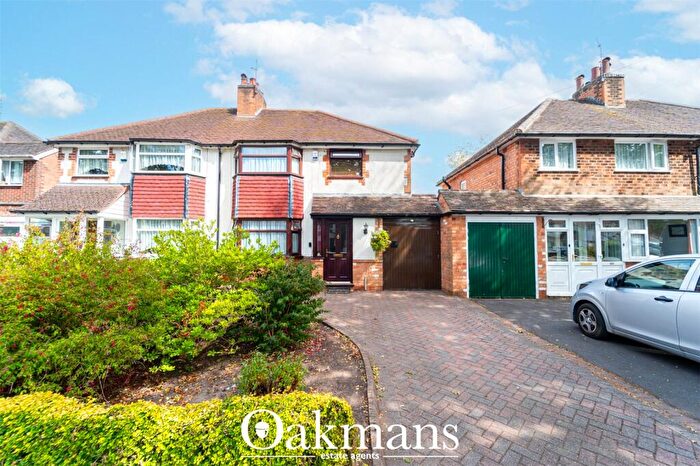 4 Bedroom Semi Detached House For Sale In Damson Lane, Solihull, West Midlands, B92