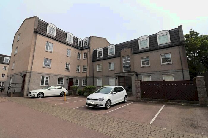 2 Bedroom Maisonette To Rent In Bethany View, Fonthill Road, AB11