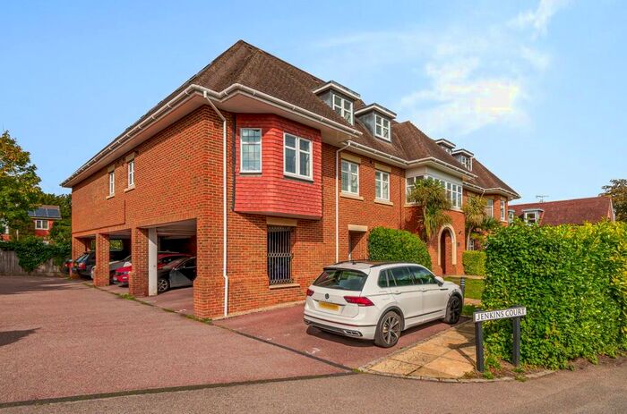 2 Bedroom Flat For Sale In Jenkins Court, Chapel Lane, Bagshot, GU19