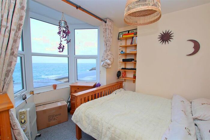 1 Bedroom Flat To Rent In The Quay, Ilfracombe, EX34