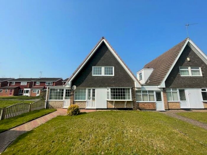 3 Bedroom House To Rent In Lower Lickhill Road, Stourport-On-Severn, DY13