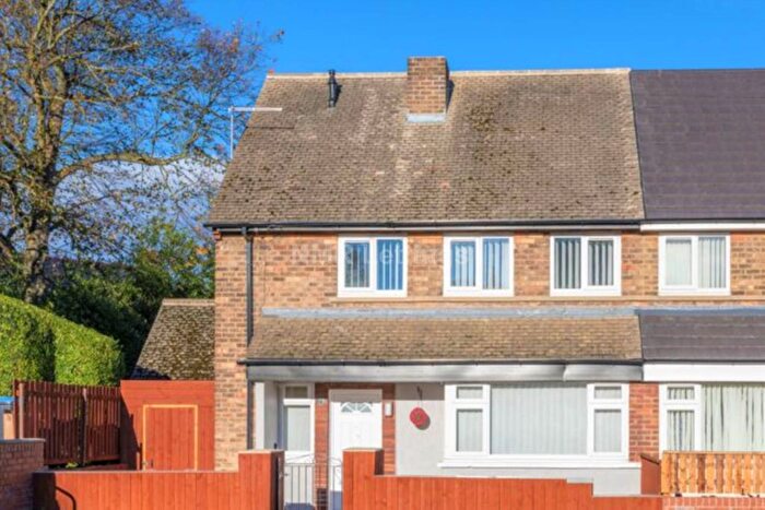 3 Bedroom Semi-Detached House To Rent In Red Courts, Brandon, DH7