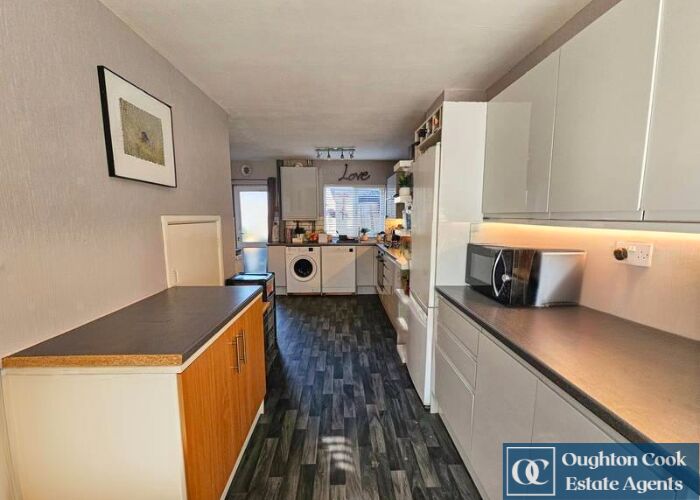 3 Bedroom Terraced House For Sale In Tintagel Close, CV3