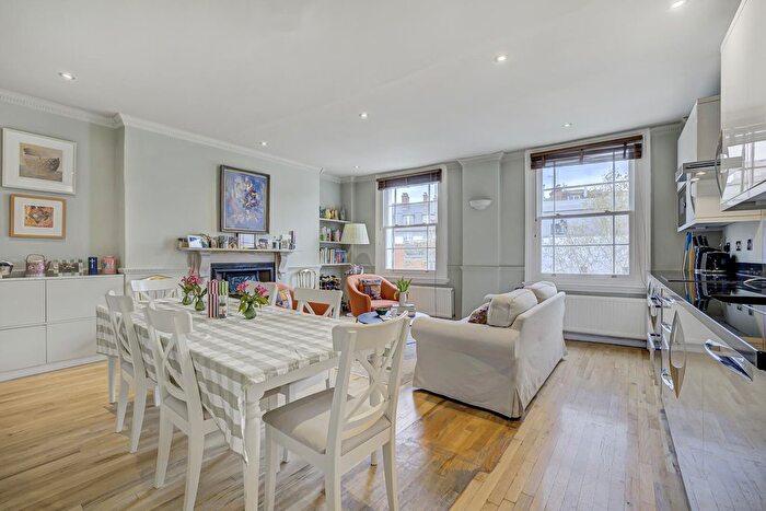 3 Bedroom Flat To Rent In Upper Tachbrook Street, London, SW1V