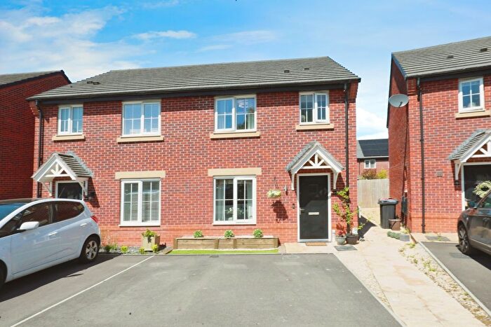 3 Bedroom Semi-Detached House For Sale In Hough Street, Winsford, Cheshire, CW7