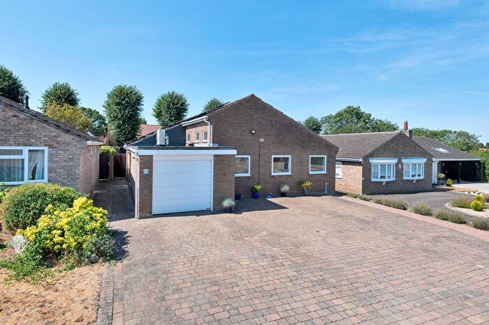 4 Bedroom Detached Bungalow For Sale In Peterhouse Drive, Newmarket, CB8