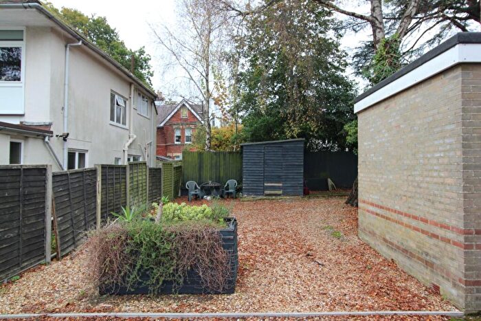 2 Bedroom Flat To Rent In Balmoral Road, Lower Parkstone, BH14
