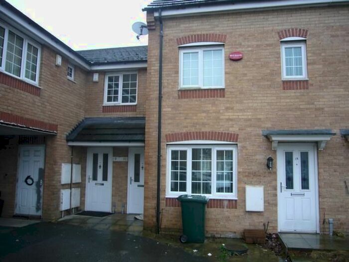 2 Bedroom Flat To Rent In Eton Fold, Off Rhodesway, Bradford BD8