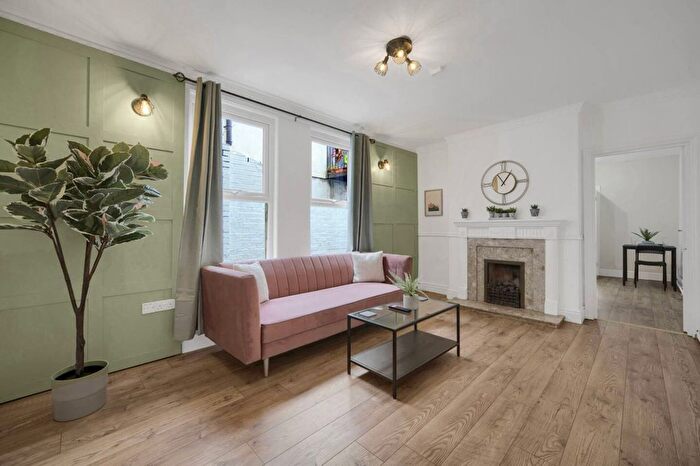 2 Bedroom Flat To Rent In Riverside, CF11