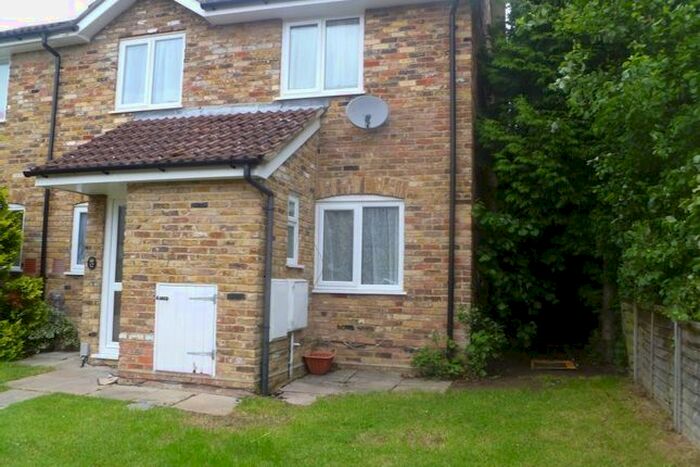 2 Bedroom Semi-Detached House To Rent In Cornwall Close, Wokingham, RG41
