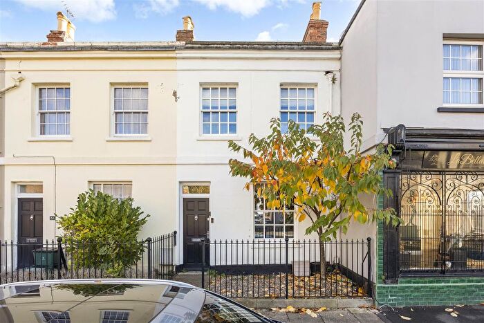 2 Bedroom Property For Sale In Painswick Road, Cheltenham, GL50