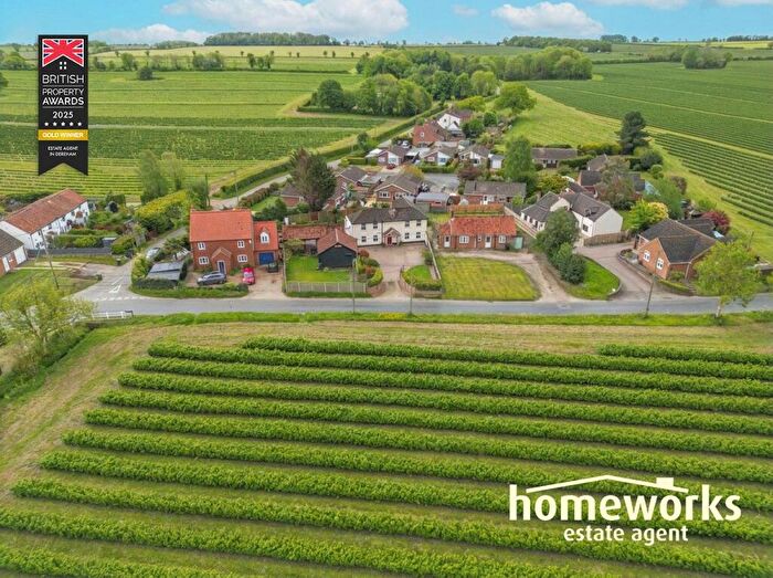 4 Bedroom Detached House For Sale In Hale Road, Bradenham, Thetford, IP25