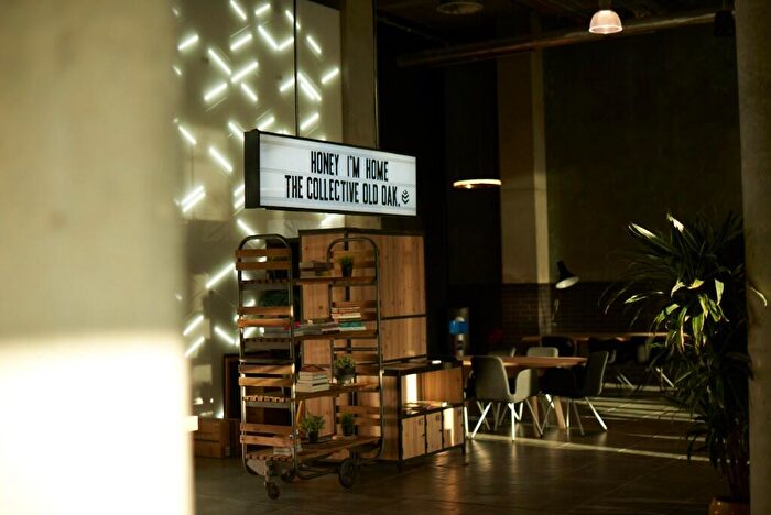 Studio To Rent In Old Oak Lane, London, NW10