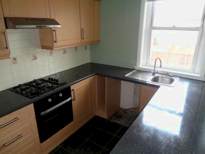 1 Bedroom Flat To Rent In Haughgate Terrace, Leven, Fife, KY8
