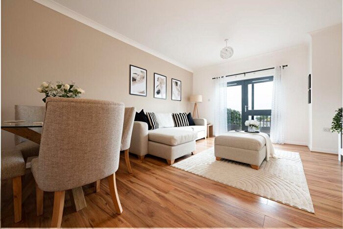 2 Bedroom Flat For Sale In James Watt Way, Greenock, PA15