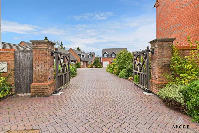 4 Bedroom Detached House To Rent In Rockingham House, Beamhill Road, Burton-On-Trent, DE13