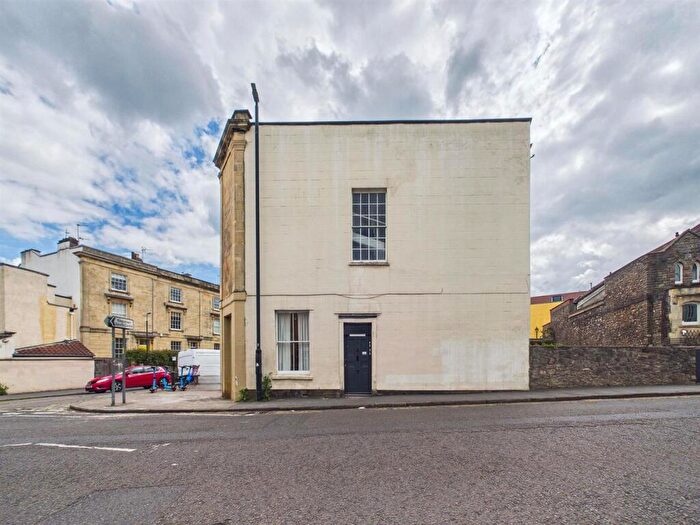 Studio To Rent In Clevedon Terrace, Kingsdown, Bristol, BS6