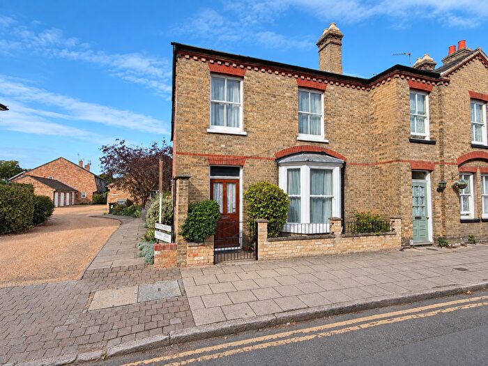 3 Bedroom House For Sale In Barton Square, Ely, Cambridgeshire, CB7