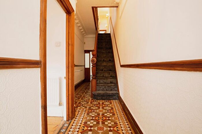 4 Bedroom Terraced House To Rent In Pen-y-lan Place, Penylan, Cardiff, CF23