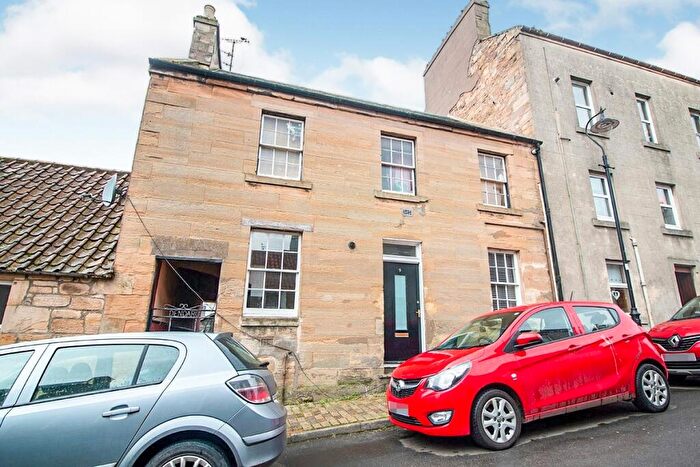 2 Bedroom Flat To Rent In Newtown, Cupar, Fife, KY15