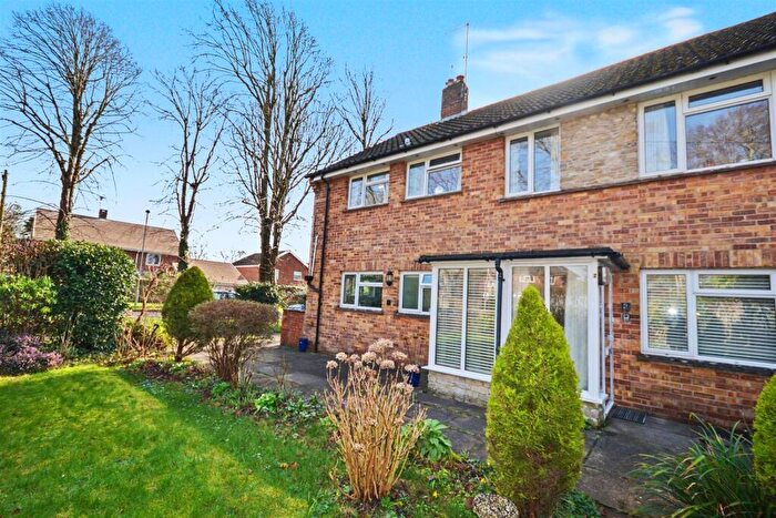 2 Bedroom Apartment For Sale In Queens Avenue, Dorchester, DT1