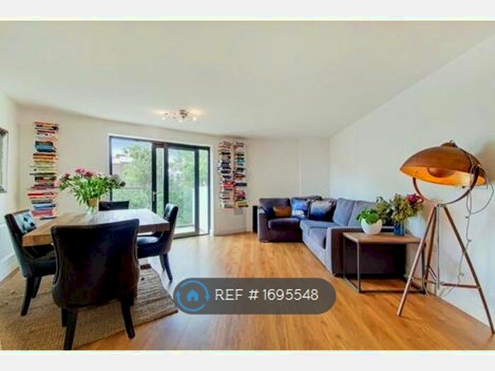 2 Bedroom Flat To Rent In Fairmont House, London, SE16