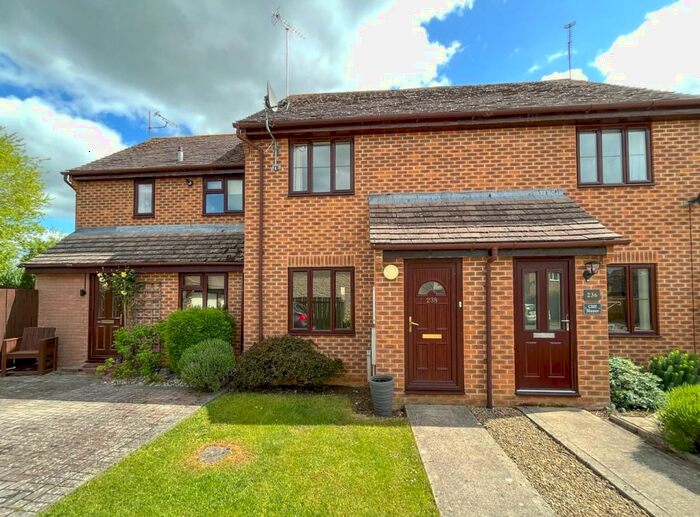 2 Bedroom Terraced House To Rent In Manor Road, Witney, Oxfordshire, OX28