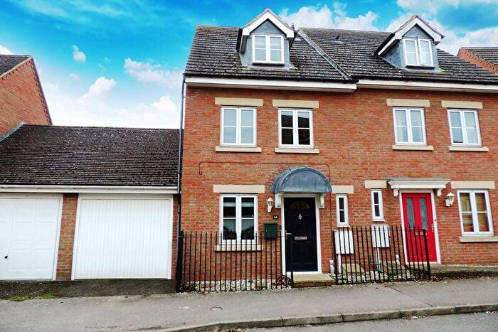 3 Bedroom Semi-Detached House To Rent In Fox Hedge Way, Sharnbrook, MK44