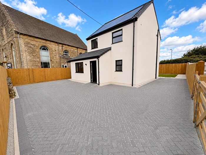 4 Bedroom Detached House For Sale In Wells Road, Westfield, Radstock, BA3