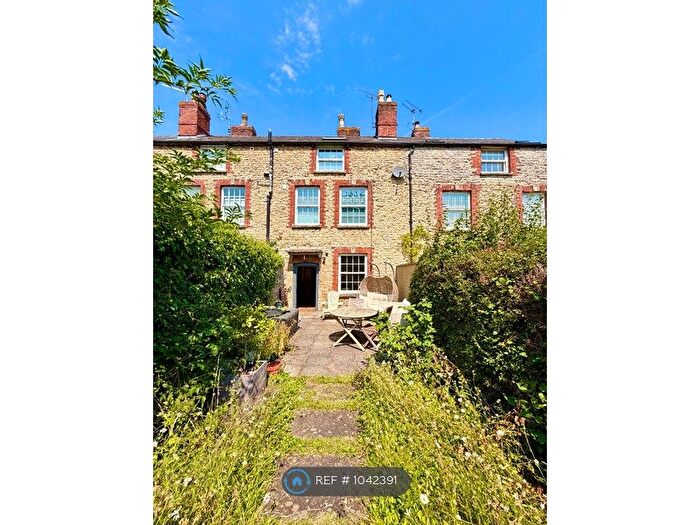 4 Bedroom Terraced House To Rent In Charfield Road, Wotton-Under-Edge, GL12