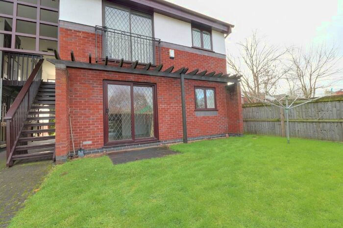 1 Bedroom Flat To Rent In Kingsley Court, Elworth, Sandbach, CW11