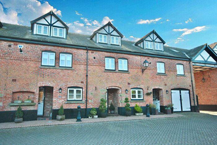 4 Bedroom Barn Conversion To Rent In Old Hall Court, Malpas, Cheshire, SY14