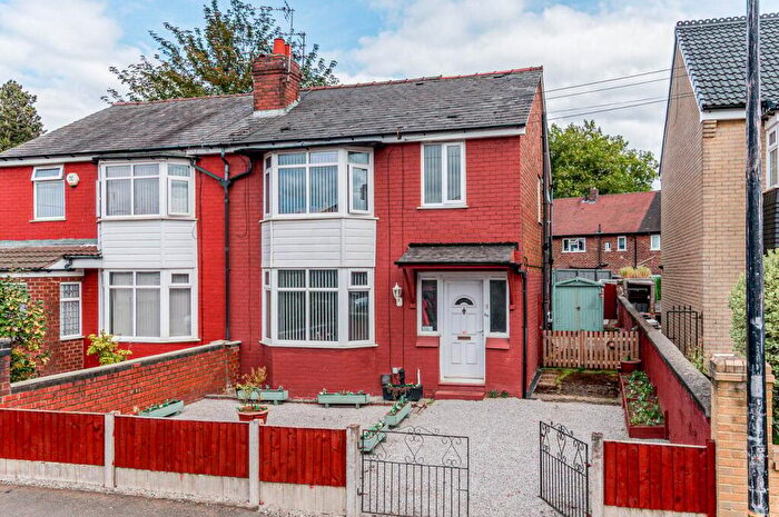 3 Bedroom Semi-Detached House For Sale In Hall Lane, Partington, Manchester, M31