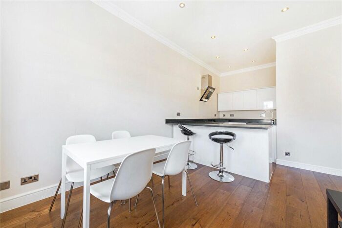 2 Bedroom Flat To Rent In Belsize Park Gardens, Belsize Park, NW3