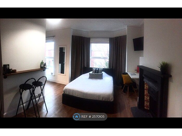 Studio To Rent In Nantwich Road, Crewe, CW2