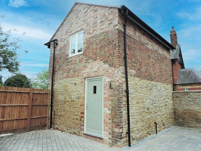 1 Bedroom Detached House To Rent In Silver End, Olney, MK46