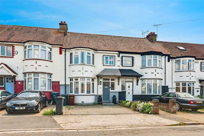 3 Bedroom Terraced House For Sale In Ridgeway Avenue, Gravesend, Kent, DA12
